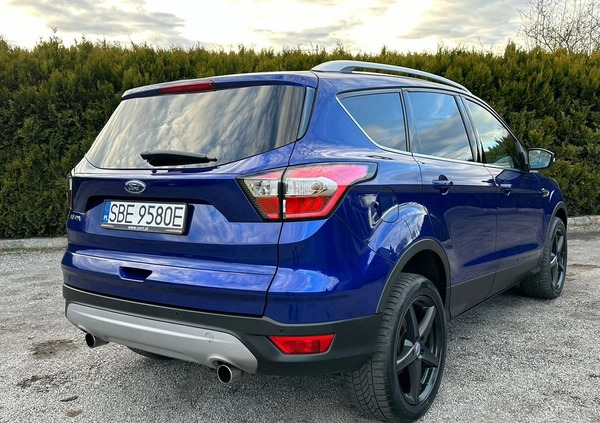 Ford Kuga cena 58000 przebieg: 191000, rok produkcji 2016 z Poręba małe 352